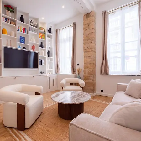Appartamento Cia - Chic Flat In Marais With Ac *